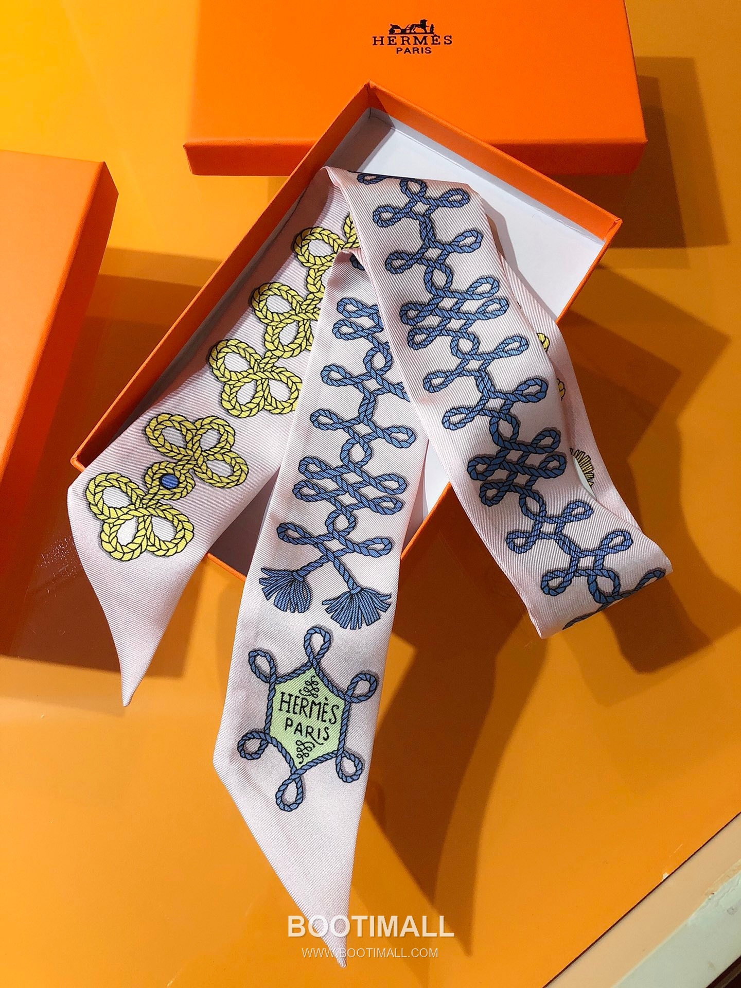 Hermes Etriers et Brandebourgs Silk Twill Double Sided Twilly Scarf 100% Silk Print Scarf 에르메스 에트리에 브란덴부르 실크 트윌 더블사이드 트윌리 스카프 PHMS2168 86cm 4