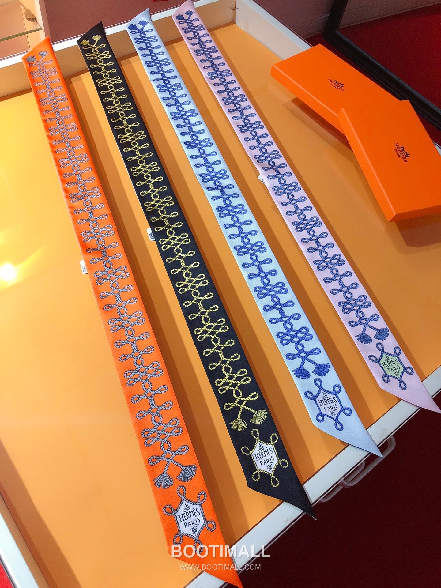 Hermes Etriers et Brandebourgs Silk Twill Double Sided Twilly Scarf 100% Silk Print Scarf 에르메스 에트리에 브란덴부르 실크 트윌 더블사이드 트윌리 스카프 PHMS2168 86cm 8