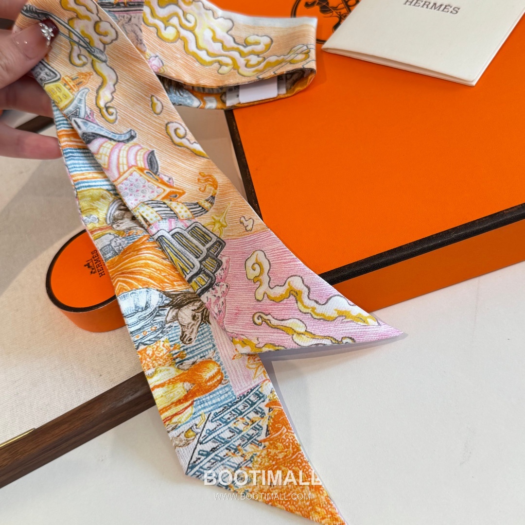 Hermes City of Light Silk Twill Double Sided Twilly Scarf 100% Silk Print Scarf 에르메스 시티 오브 라이트 실크 트윌 더블사이드 트윌리 스카프 86cm 10