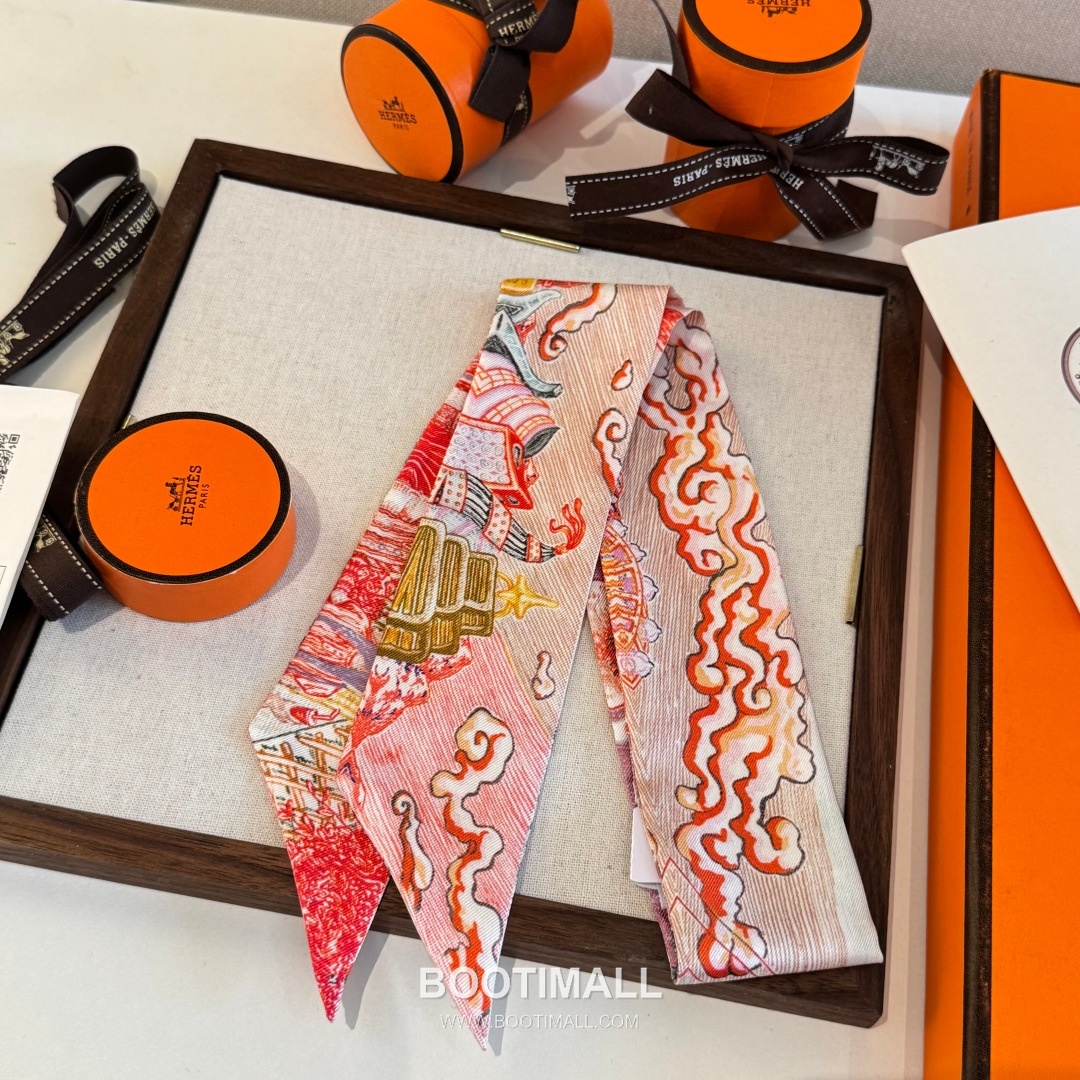 Hermes City of Light Silk Twill Double Sided Twilly Scarf 100% Silk Print Scarf 에르메스 시티 오브 라이트 실크 트윌 더블사이드 트윌리 스카프 86cm 4
