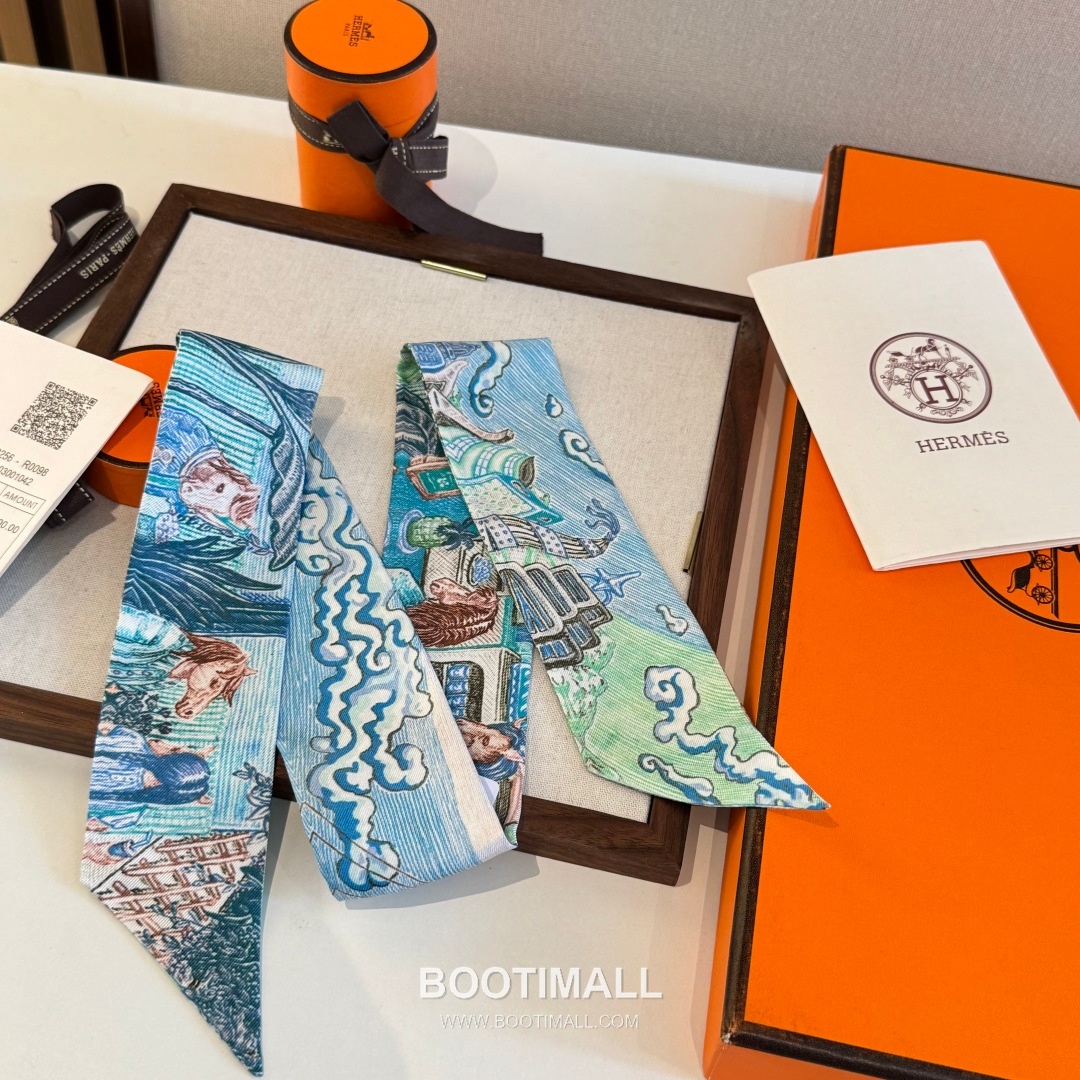 Hermes City of Light Silk Twill Double Sided Twilly Scarf 100% Silk Print Scarf 에르메스 시티 오브 라이트 실크 트윌 더블사이드 트윌리 스카프 86cm 5