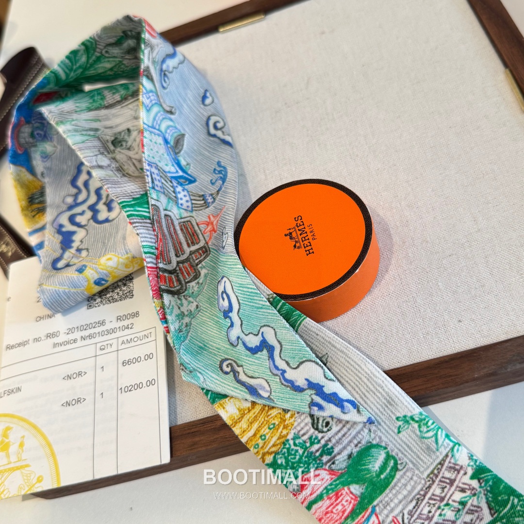 Hermes City of Light Silk Twill Double Sided Twilly Scarf 100% Silk Print Scarf 에르메스 시티 오브 라이트 실크 트윌 더블사이드 트윌리 스카프 86cm 9