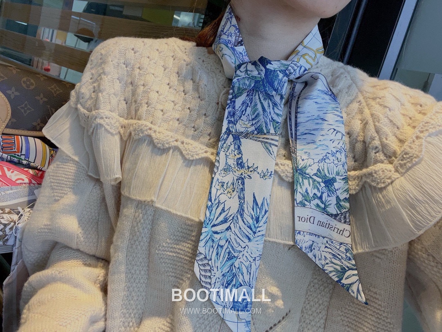 Hermes City of Light Silk Twill Double Sided Twilly Scarf 100% Silk Print Scarf 에르메스 시티 오브 라이트 실크 트윌 더블사이드 트윌리 스카프 86cm 1