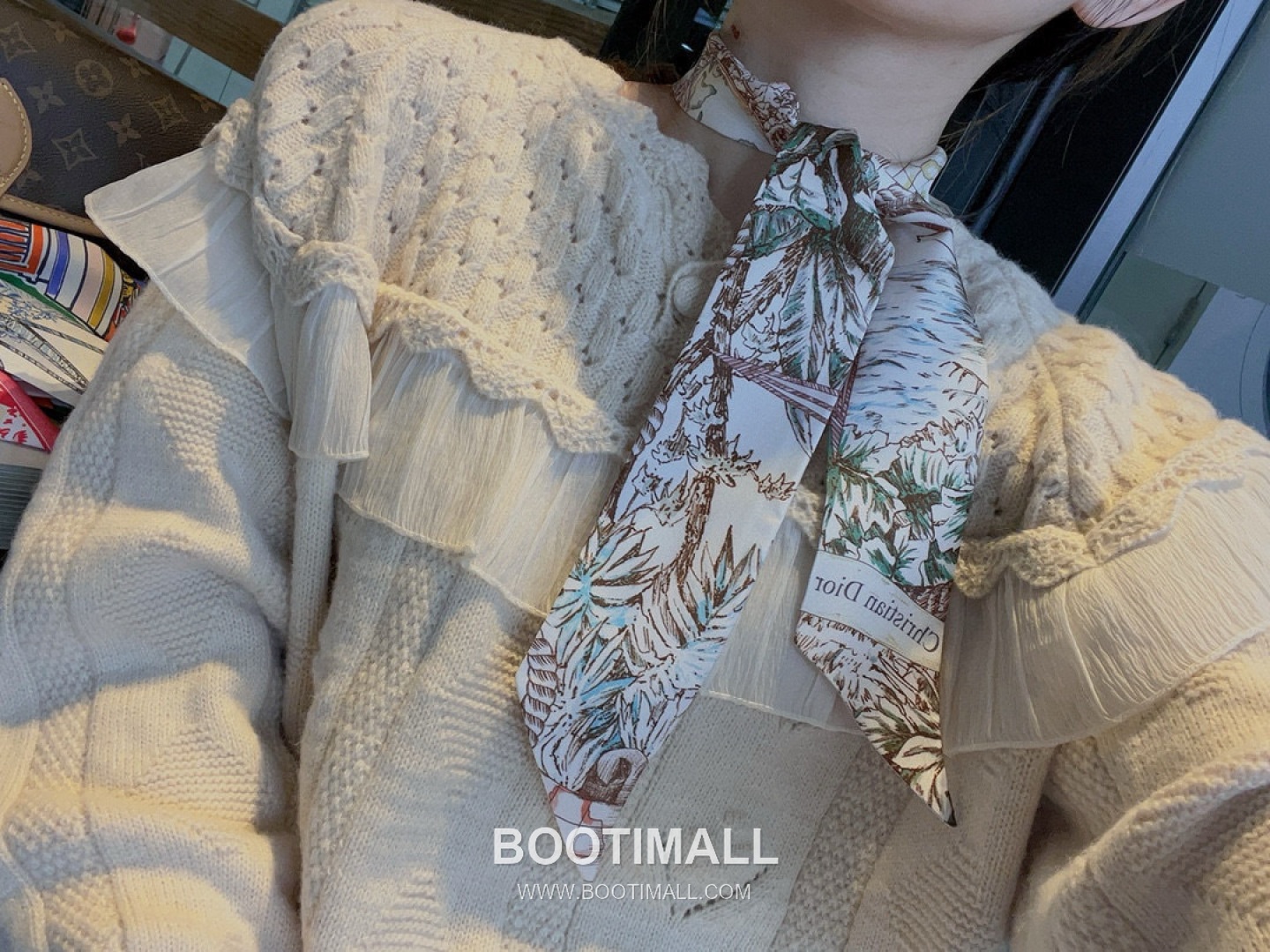 Hermes City of Light Silk Twill Double Sided Twilly Scarf 100% Silk Print Scarf 에르메스 시티 오브 라이트 실크 트윌 더블사이드 트윌리 스카프 86cm 1