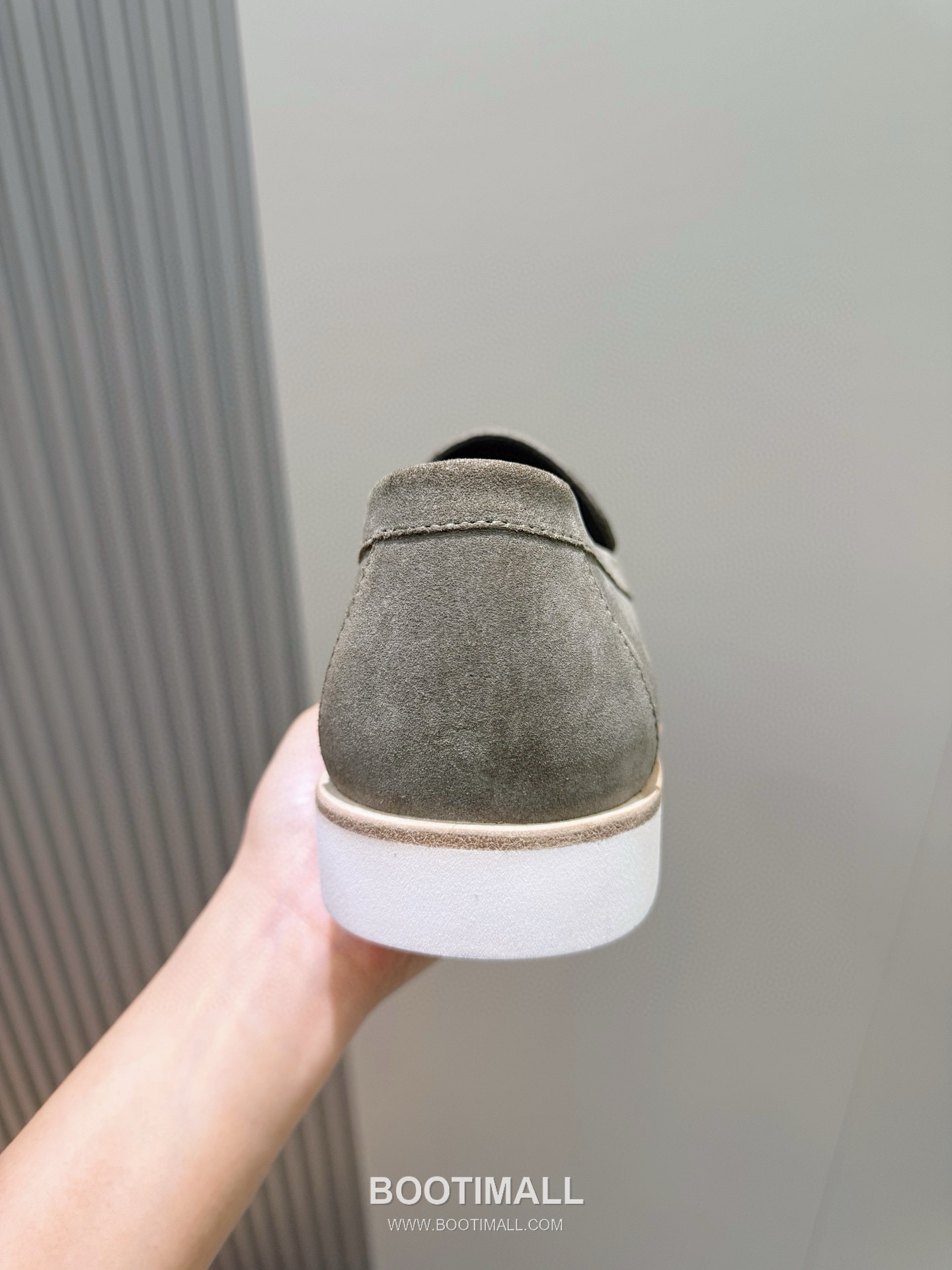 Hermes Job Suede Goatskin Leather Loafer with H Logo Rubber Sole 에르메스 잡 스웨이드 고트스킨 레더 로퍼 H 로고 러버솔 디테일 7F03042 2.5cm 7