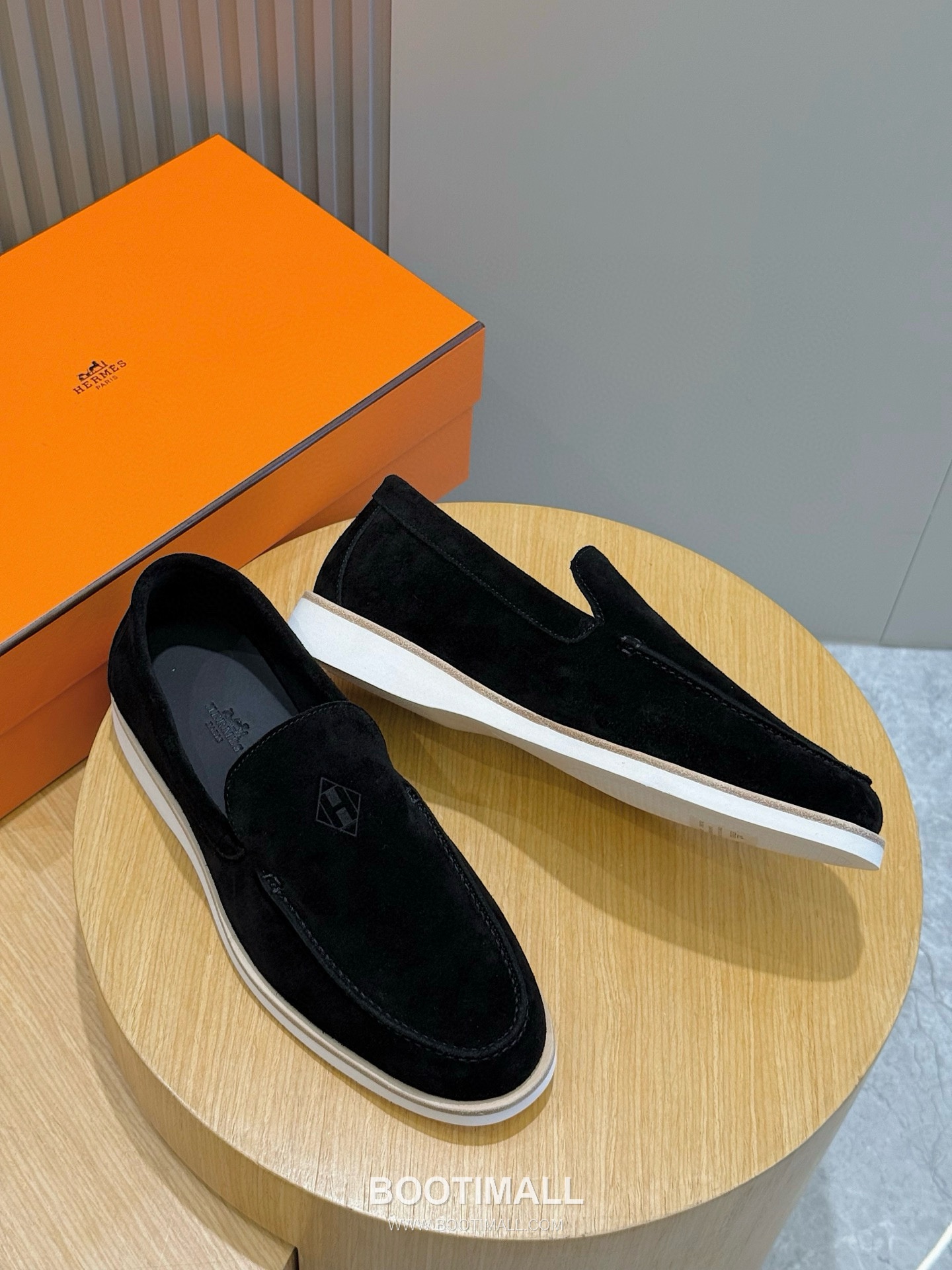 Hermes Job Suede Goatskin Leather Loafer with H Logo Rubber Sole 에르메스 잡 스웨이드 고트스킨 레더 로퍼 H 로고 러버솔 디테일 7F03042 2.5cm 8