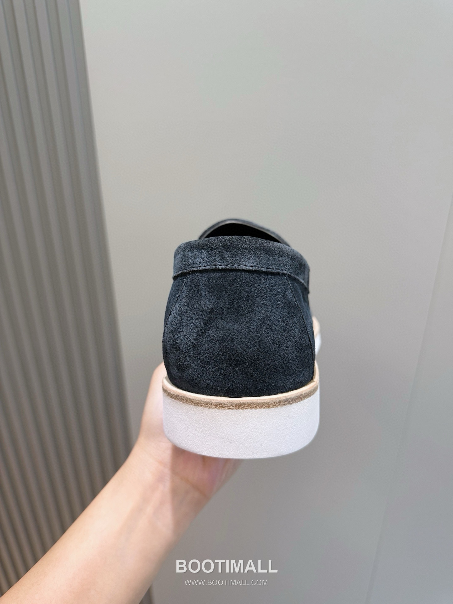 Hermes Job Suede Goatskin Leather Loafer with H Logo Rubber Sole 에르메스 잡 스웨이드 고트스킨 레더 로퍼 H 로고 러버솔 디테일 7F03042 2.5cm 7