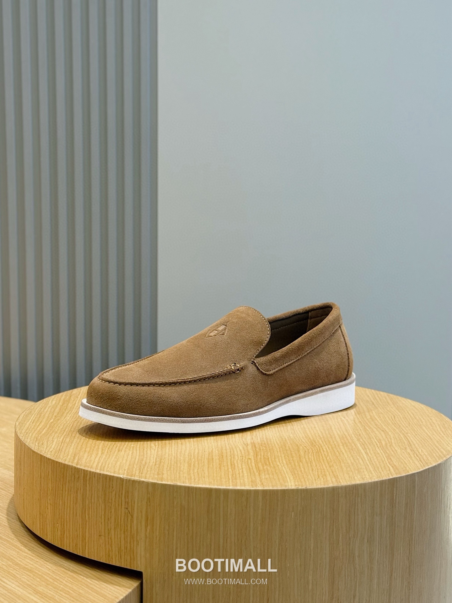 Hermes Job Suede Goatskin Leather Loafer with H Logo Rubber Sole 에르메스 잡 스웨이드 고트스킨 레더 로퍼 H 로고 러버솔 디테일 7F03042 2.5cm 3