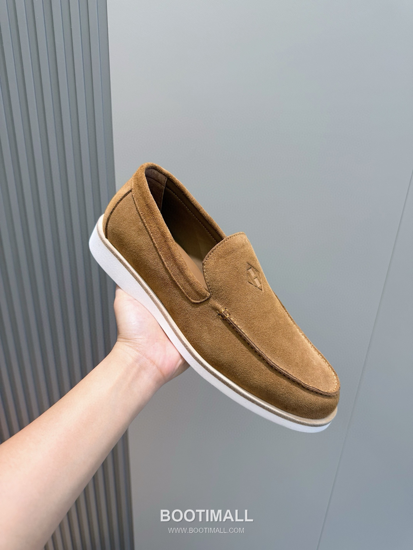 Hermes Job Suede Goatskin Leather Loafer with H Logo Rubber Sole 에르메스 잡 스웨이드 고트스킨 레더 로퍼 H 로고 러버솔 디테일 7F03042 2.5cm 6