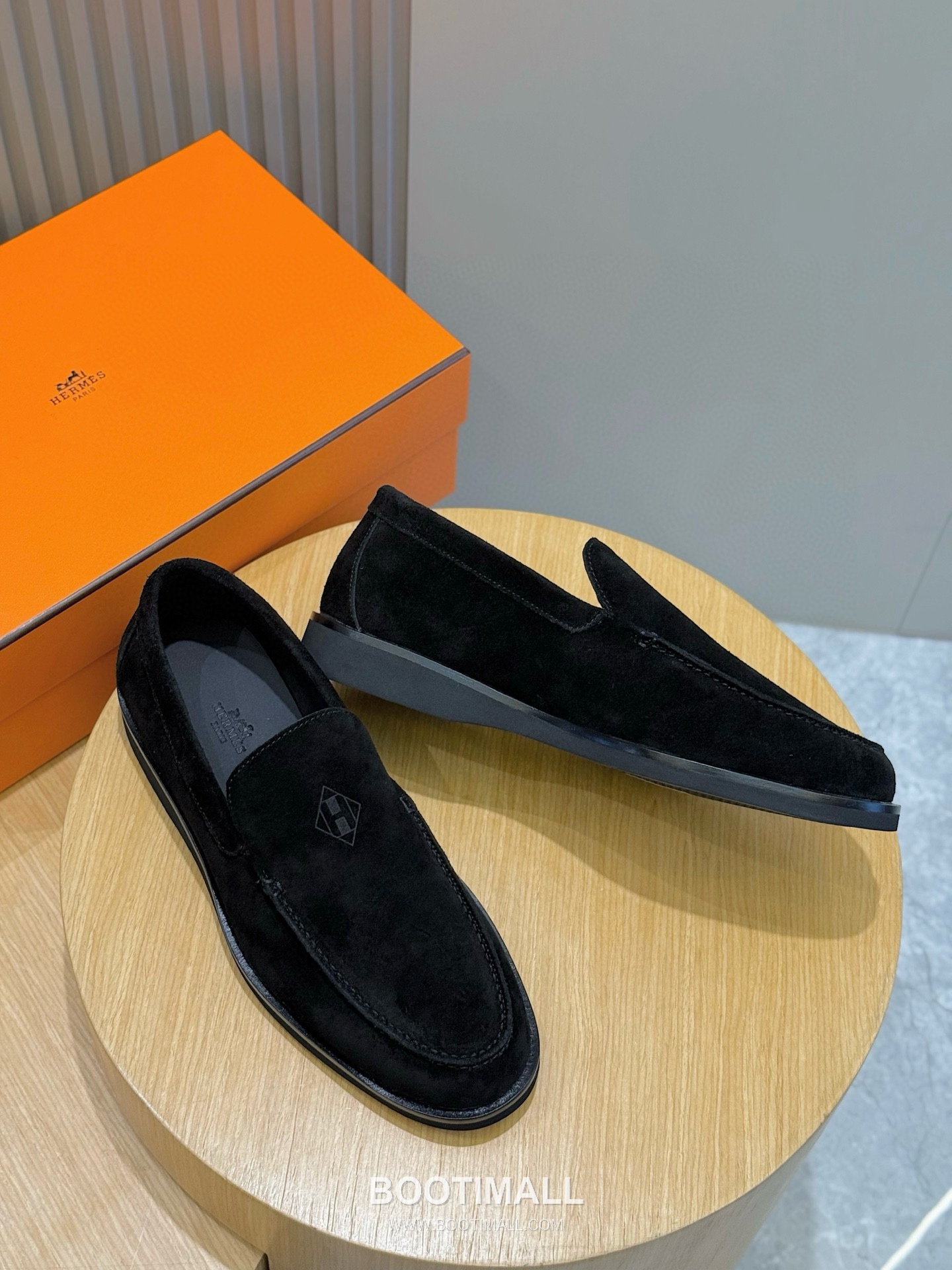 Hermes Job Suede Goatskin Leather Loafer with H Logo Rubber Sole 에르메스 잡 스웨이드 고트스킨 레더 로퍼 H 로고 러버솔 디테일 7F03042 2.5cm 8