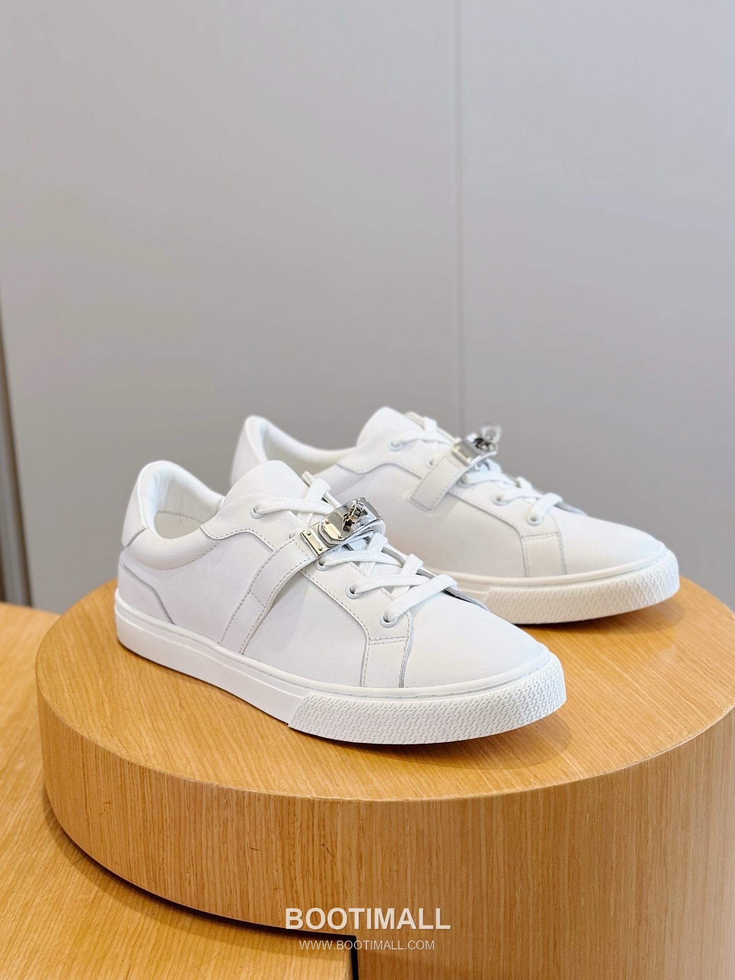 Hermes Freestyle Calfskin Epsom Leather High Sneakers with Saddle Stud Detail 에르메스 프리스타일 카프스킨 엡솜 레더 하이 스니커즈 새들 스터드 디테일 7F03042 3cm 4
