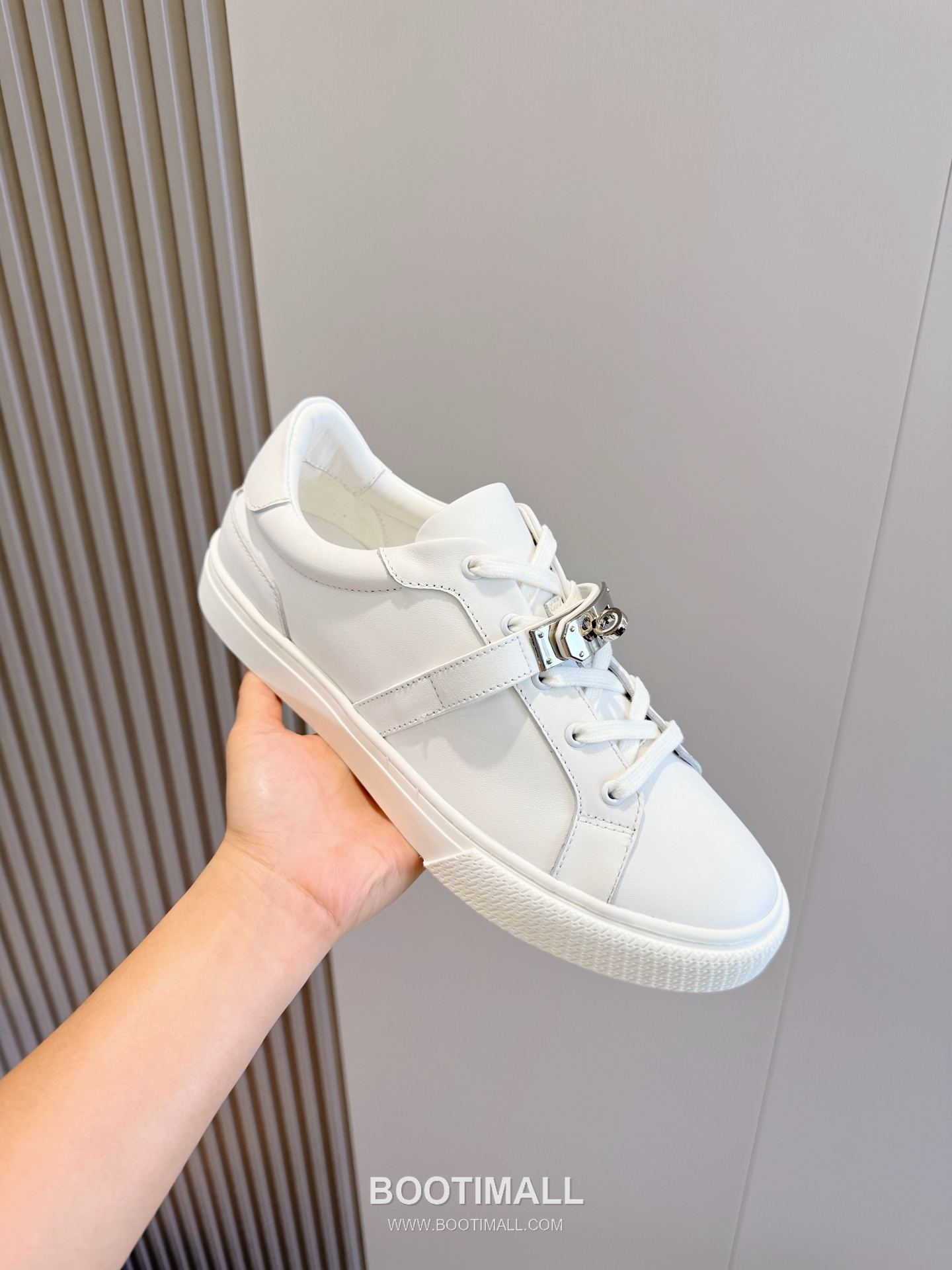 Hermes Freestyle Calfskin Epsom Leather High Sneakers with Saddle Stud Detail 에르메스 프리스타일 카프스킨 엡솜 레더 하이 스니커즈 새들 스터드 디테일 7F03042 3cm 6