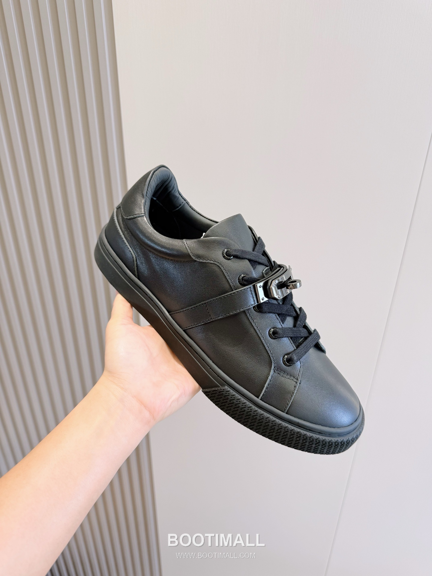 Hermes Freestyle Calfskin Epsom Leather High Sneakers with Saddle Stud Detail 에르메스 프리스타일 카프스킨 엡솜 레더 하이 스니커즈 새들 스터드 디테일 7F03042 3cm 6