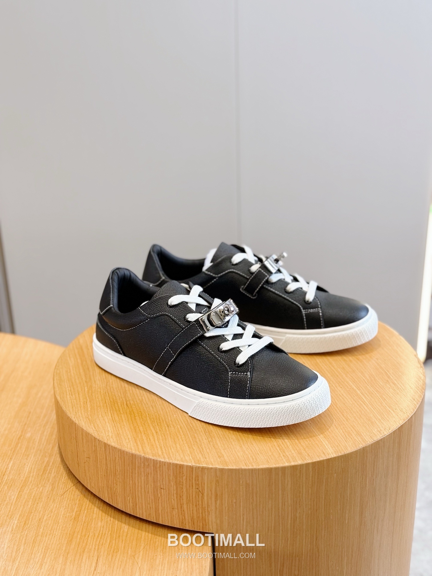 Hermes Freestyle Calfskin Epsom Leather High Sneakers with Saddle Stud Detail 에르메스 프리스타일 카프스킨 엡솜 레더 하이 스니커즈 새들 스터드 디테일 7F03042 3cm 4