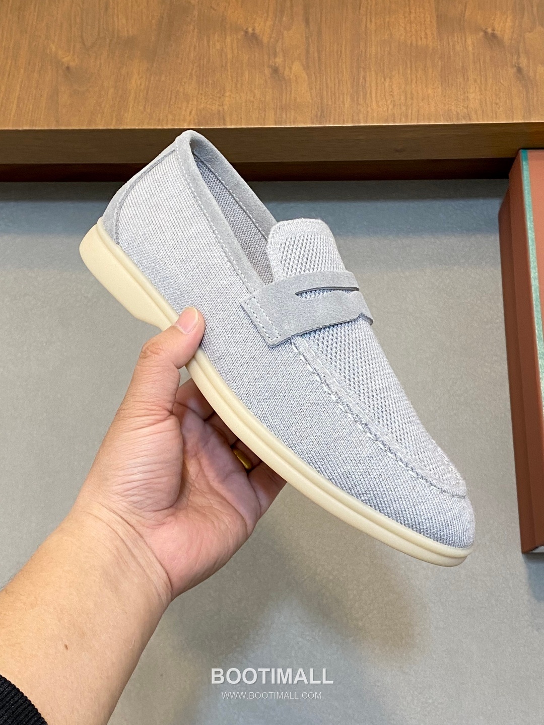 Loro Piana Wish Wool Knit Suede Calfskin Moccasin Sneakers with TPU Sole 로로피아나 위시 울 니트 스웨이드 카프스킨 모카신 스니커즈 TPU 솔 디테일 7F03036 2.5cm 4
