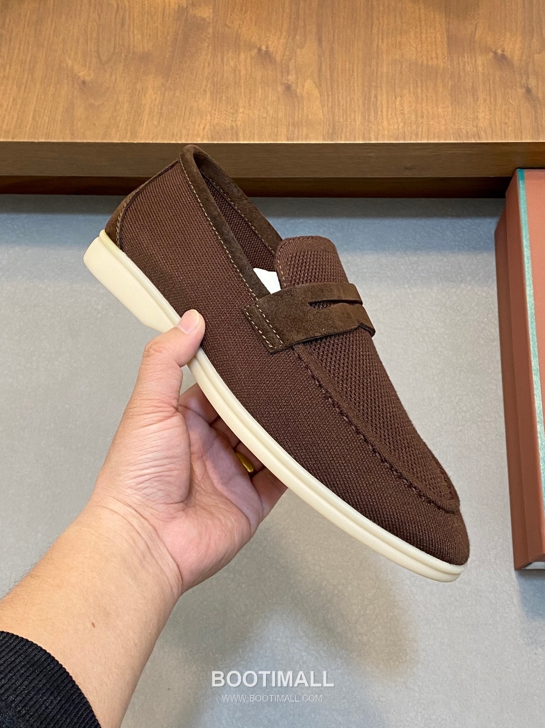 Loro Piana Wish Wool Knit Suede Calfskin Moccasin Sneakers with TPU Sole 로로피아나 위시 울 니트 스웨이드 카프스킨 모카신 스니커즈 TPU 솔 디테일 7F03036 2.5cm 4
