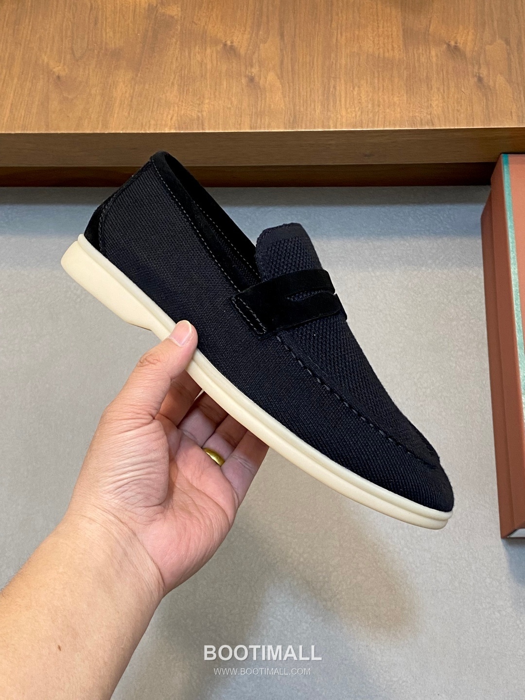 Loro Piana Wish Wool Knit Suede Calfskin Moccasin Sneakers with TPU Sole 로로피아나 위시 울 니트 스웨이드 카프스킨 모카신 스니커즈 TPU 솔 디테일 7F03036 2.5cm 4