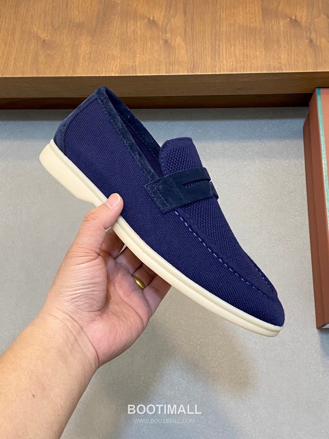 Loro Piana Wish Wool Knit Suede Calfskin Moccasin Sneakers with TPU Sole 로로피아나 위시 울 니트 스웨이드 카프스킨 모카신 스니커즈 TPU 솔 디테일 7F03036 2.5cm 4
