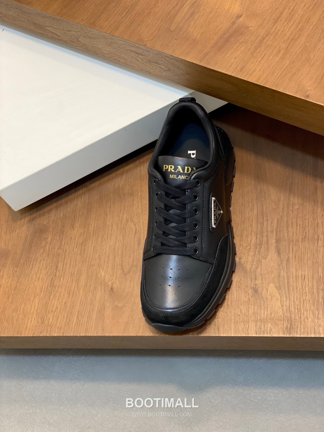 Prada Calfskin Leather Geometric Stitch Sneakers with Logo Lace Detail Rubber Sole 프라다 카프스킨 레더 지오메트릭 스티치 스니커즈 로고 레이스 디테일 러버솔 7F03041 2.5cm 6