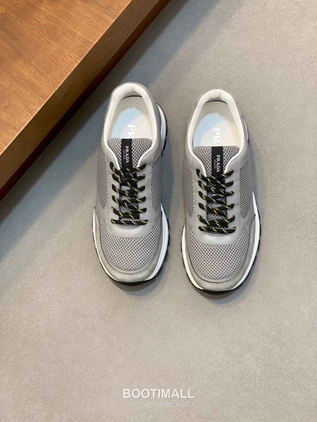 Prada Calfskin Leather Geometric Stitch Sneakers with Prada Milano Logo Lace Detail Rubber Sole 프라다 카프스킨 레더 지오메트릭 스티치 스니커즈 프라다 밀라노 로고 레이스 디테일 러버솔 7F03041 2.5cm 1