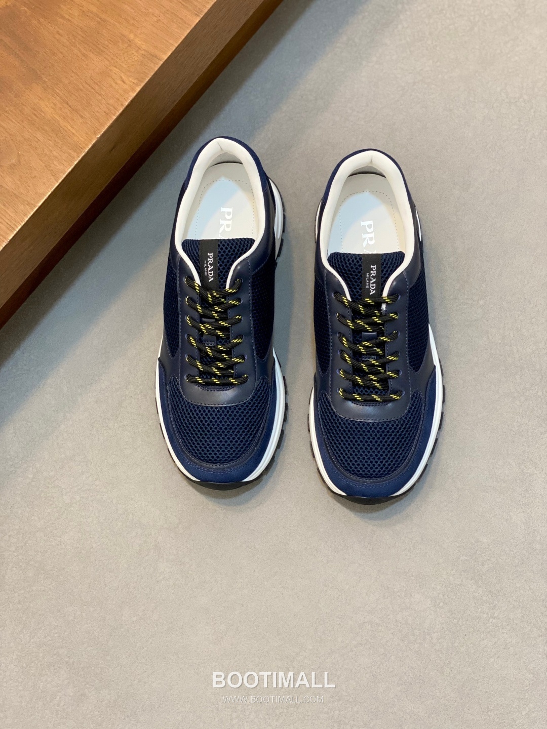 Prada Calfskin Leather Geometric Stitch Sneakers with Prada Milano Logo Lace Detail Rubber Sole 프라다 카프스킨 레더 지오메트릭 스티치 스니커즈 프라다 밀라노 로고 레이스 디테일 러버솔 7F03041 2.5cm 1