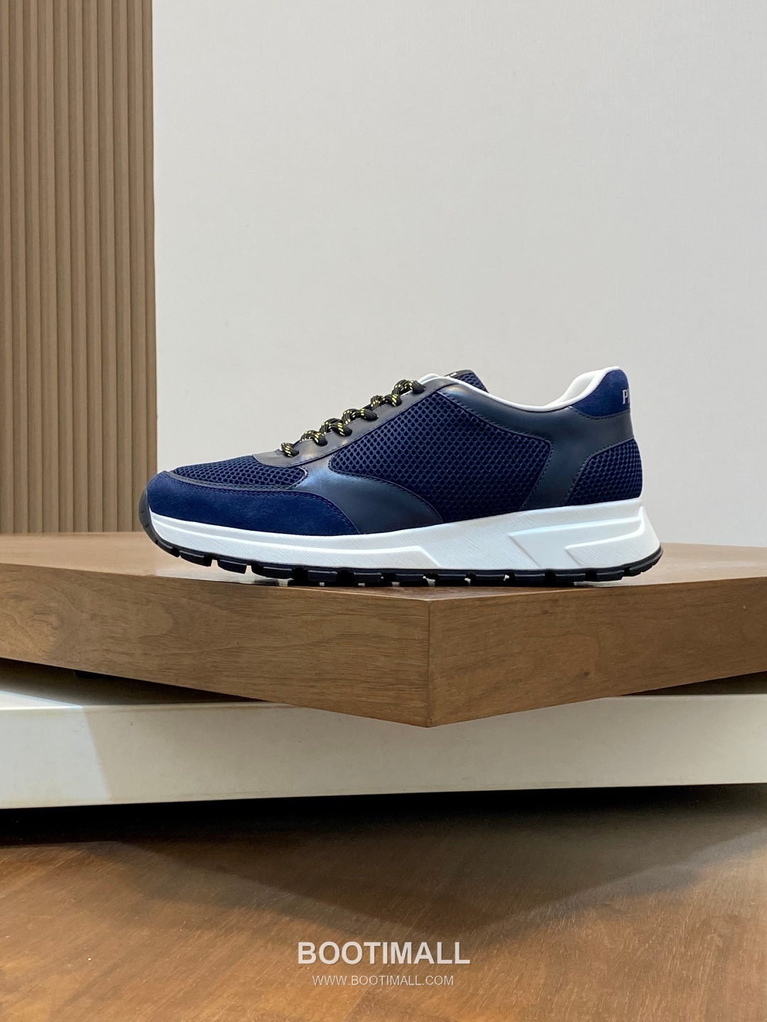 Prada Calfskin Leather Geometric Stitch Sneakers with Prada Milano Logo Lace Detail Rubber Sole 프라다 카프스킨 레더 지오메트릭 스티치 스니커즈 프라다 밀라노 로고 레이스 디테일 러버솔 7F03041 2.5cm 2