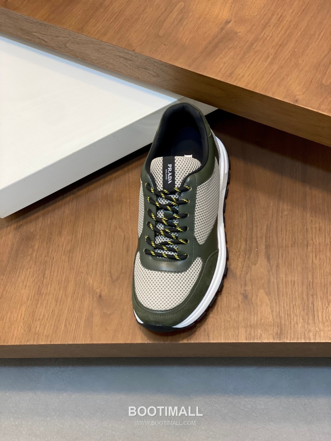 Prada Calfskin Leather Geometric Stitch Sneakers with Prada Milano Logo Lace Detail Rubber Sole 프라다 카프스킨 레더 지오메트릭 스티치 스니커즈 프라다 밀라노 로고 레이스 디테일 러버솔 7F03041 2.5cm 6