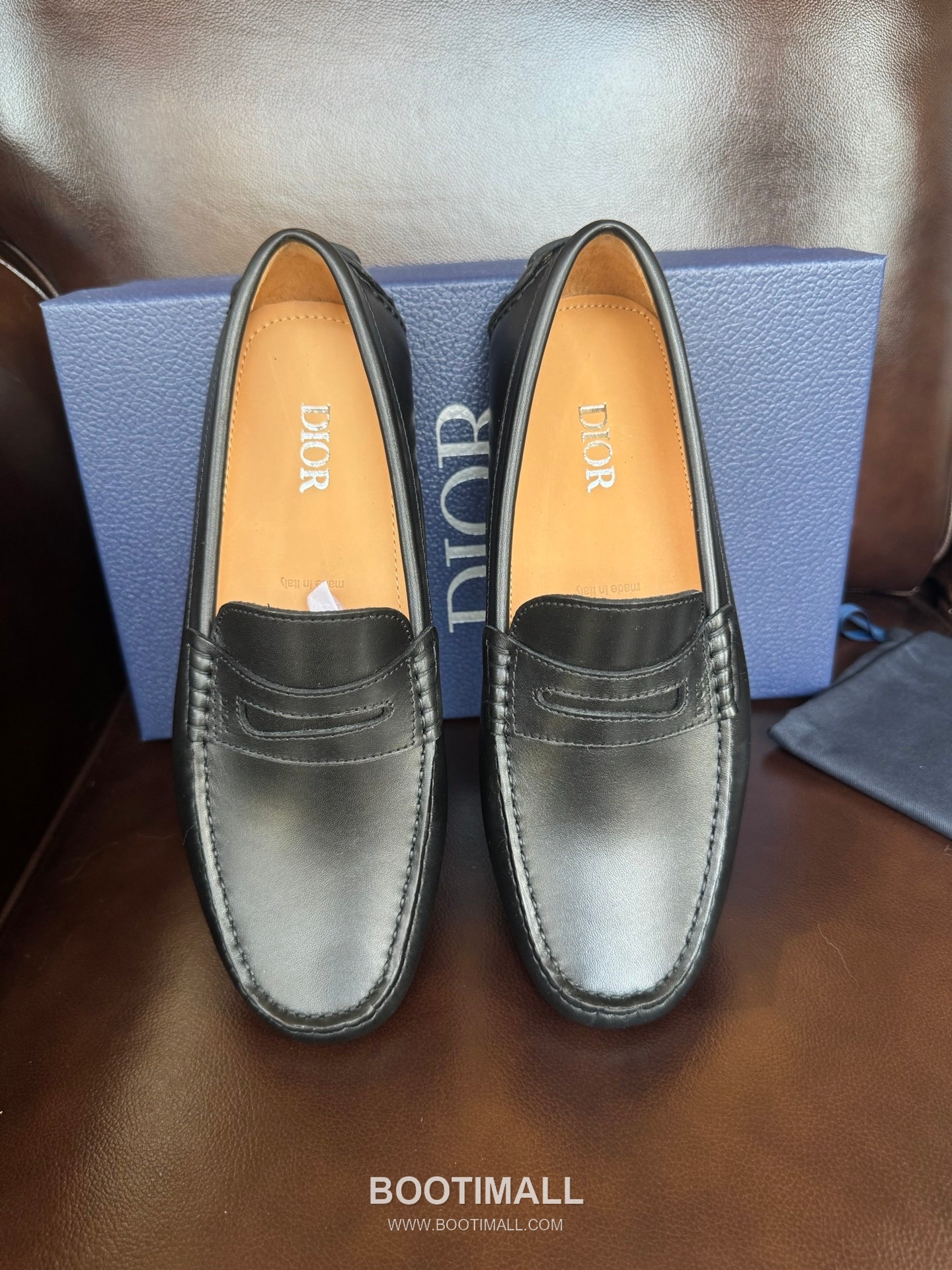 Dior Suede Calfskin Slip-on Loafer with Hand Stitch Rubber Sole 디올 스웨이드 카프스킨 슬립온 로퍼 핸드 스티치 러버솔 디테일 7F03040 2cm 3