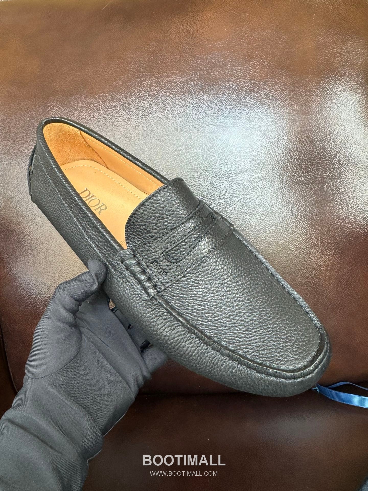 Dior Suede Calfskin Slip-on Loafer with Hand Stitch Rubber Sole 디올 스웨이드 카프스킨 슬립온 로퍼 핸드 스티치 러버솔 디테일 7F03040 2cm 8