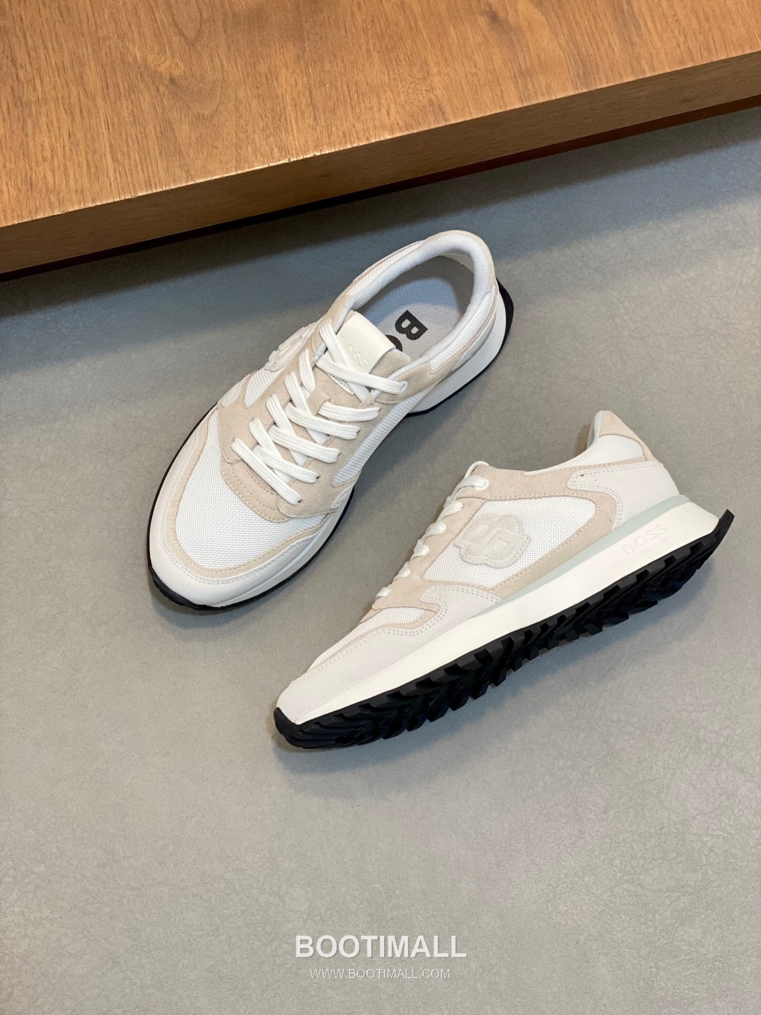 BOSS Suede Calfskin Leather Low Sneakers with Logo Lace Detail EVA Rubber Sole 보스 스웨이드 카프스킨 레더 로우 스니커즈 로고 레이스 디테일 EVA 러버솔 7F03046 3cm 5