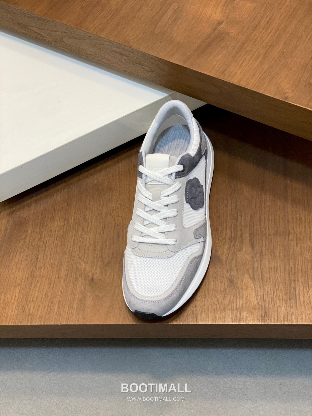 BOSS Suede Calfskin Leather Low Sneakers with Logo Lace Detail EVA Rubber Sole 보스 스웨이드 카프스킨 레더 로우 스니커즈 로고 레이스 디테일 EVA 러버솔 7F03046 3cm 6