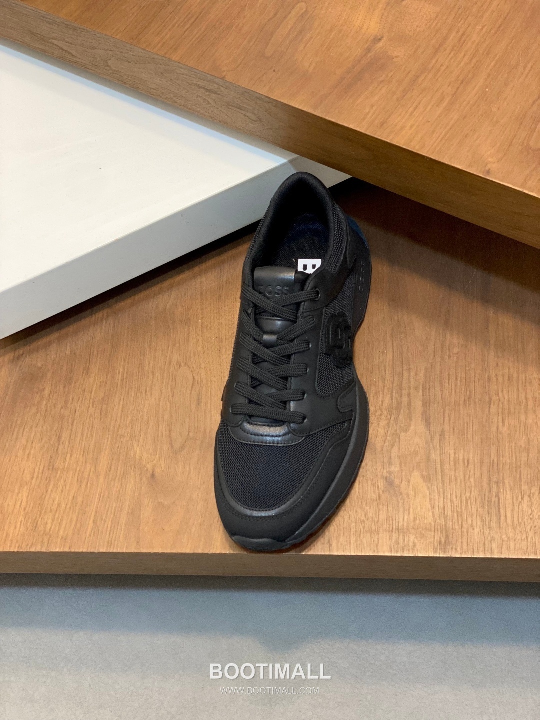 BOSS Suede Calfskin Leather Low Sneakers with Logo Lace Detail EVA Rubber Sole 보스 스웨이드 카프스킨 레더 로우 스니커즈 로고 레이스 디테일 EVA 러버솔 7F03046 3cm 6