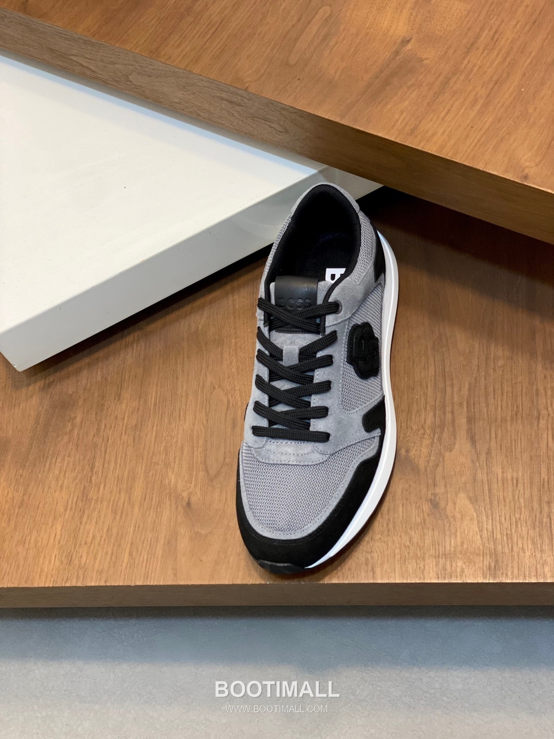 BOSS Suede Calfskin Leather Low Sneakers with Logo Lace Detail EVA Rubber Sole 보스 스웨이드 카프스킨 레더 로우 스니커즈 로고 레이스 디테일 EVA 러버솔 7F03046 3cm 6