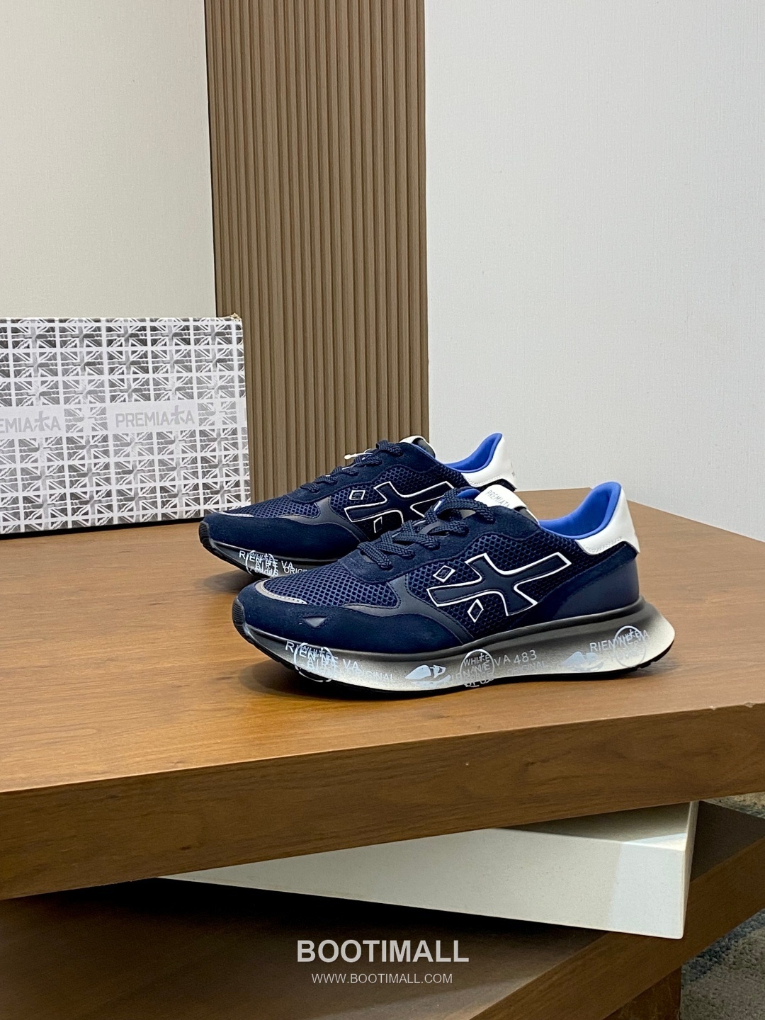 Premiata Suede Calfskin Waterproof Fabric Low Sneakers with Logo Stitch Detail Rubber Sole 프리미아타 스웨이드 카프스킨 방수 패브릭 로우 스니커즈 로고 스티치 디테일 러버솔 7F03038 3cm 3