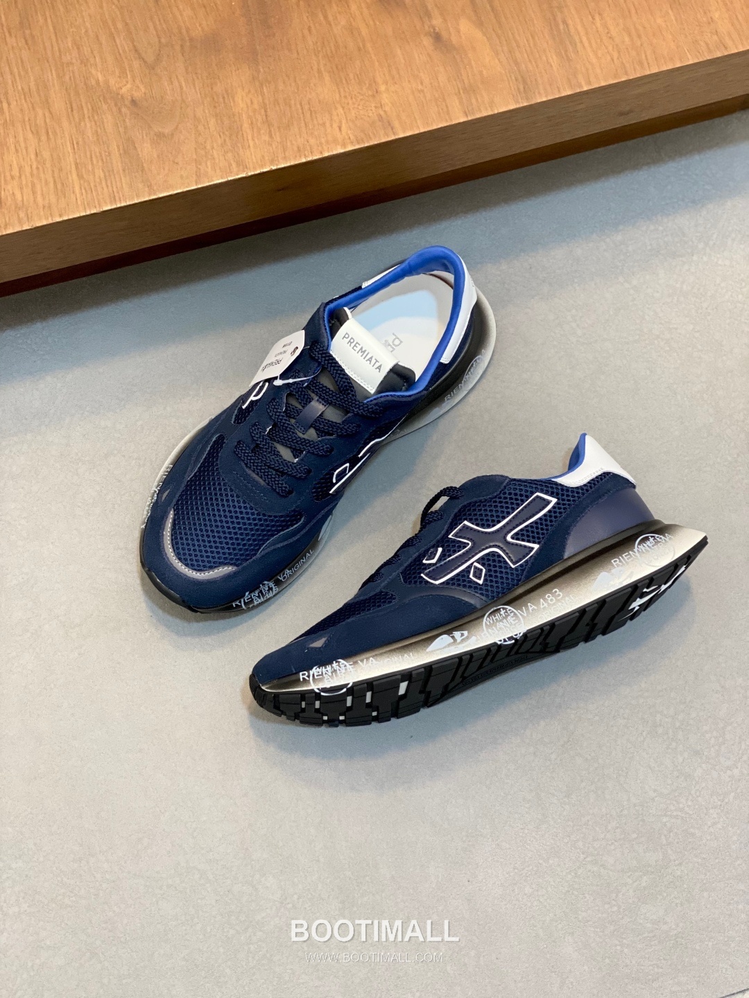 Premiata Suede Calfskin Waterproof Fabric Low Sneakers with Logo Stitch Detail Rubber Sole 프리미아타 스웨이드 카프스킨 방수 패브릭 로우 스니커즈 로고 스티치 디테일 러버솔 7F03038 3cm 5