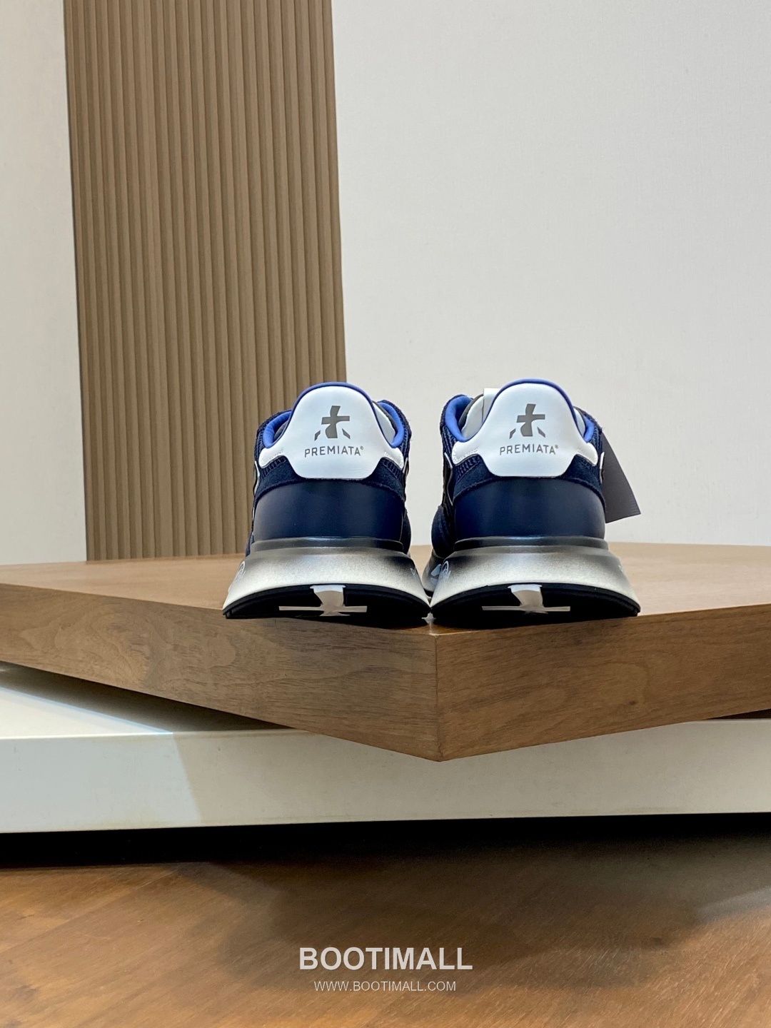 Premiata Suede Calfskin Waterproof Fabric Low Sneakers with Logo Stitch Detail Rubber Sole 프리미아타 스웨이드 카프스킨 방수 패브릭 로우 스니커즈 로고 스티치 디테일 러버솔 7F03038 3cm 8