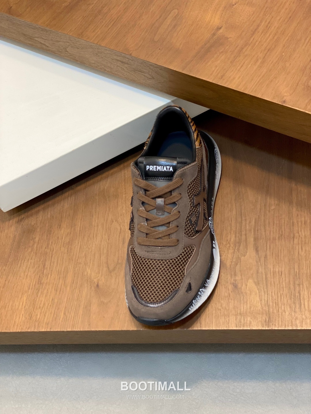 Premiata Suede Calfskin Waterproof Fabric Low Sneakers with Logo Stitch Detail Rubber Sole 프리미아타 스웨이드 카프스킨 방수 패브릭 로우 스니커즈 로고 스티치 디테일 러버솔 7F03038 3cm 6