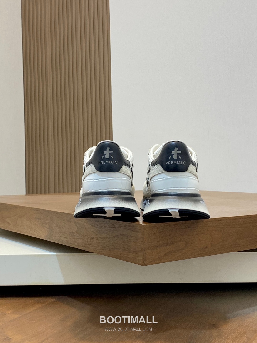 Premiata Suede Calfskin Waterproof Fabric Low Sneakers with Logo Stitch Detail Rubber Sole 프리미아타 스웨이드 카프스킨 방수 패브릭 로우 스니커즈 로고 스티치 디테일 러버솔 7F03038 3cm 8