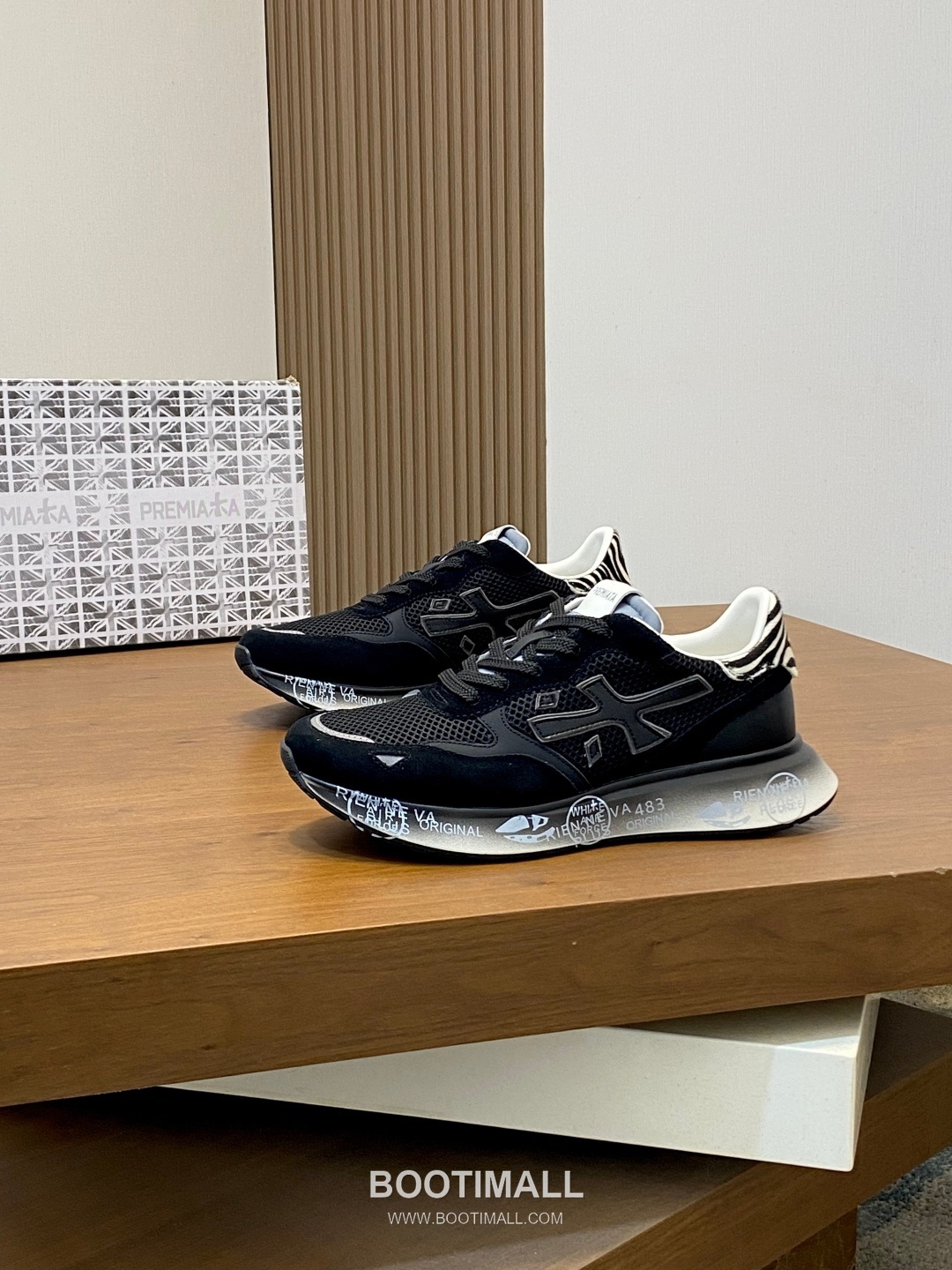 Premiata Suede Calfskin Waterproof Fabric Low Sneakers with Logo Stitch Detail Rubber Sole 프리미아타 스웨이드 카프스킨 방수 패브릭 로우 스니커즈 로고 스티치 디테일 러버솔 7F03038 3cm 3