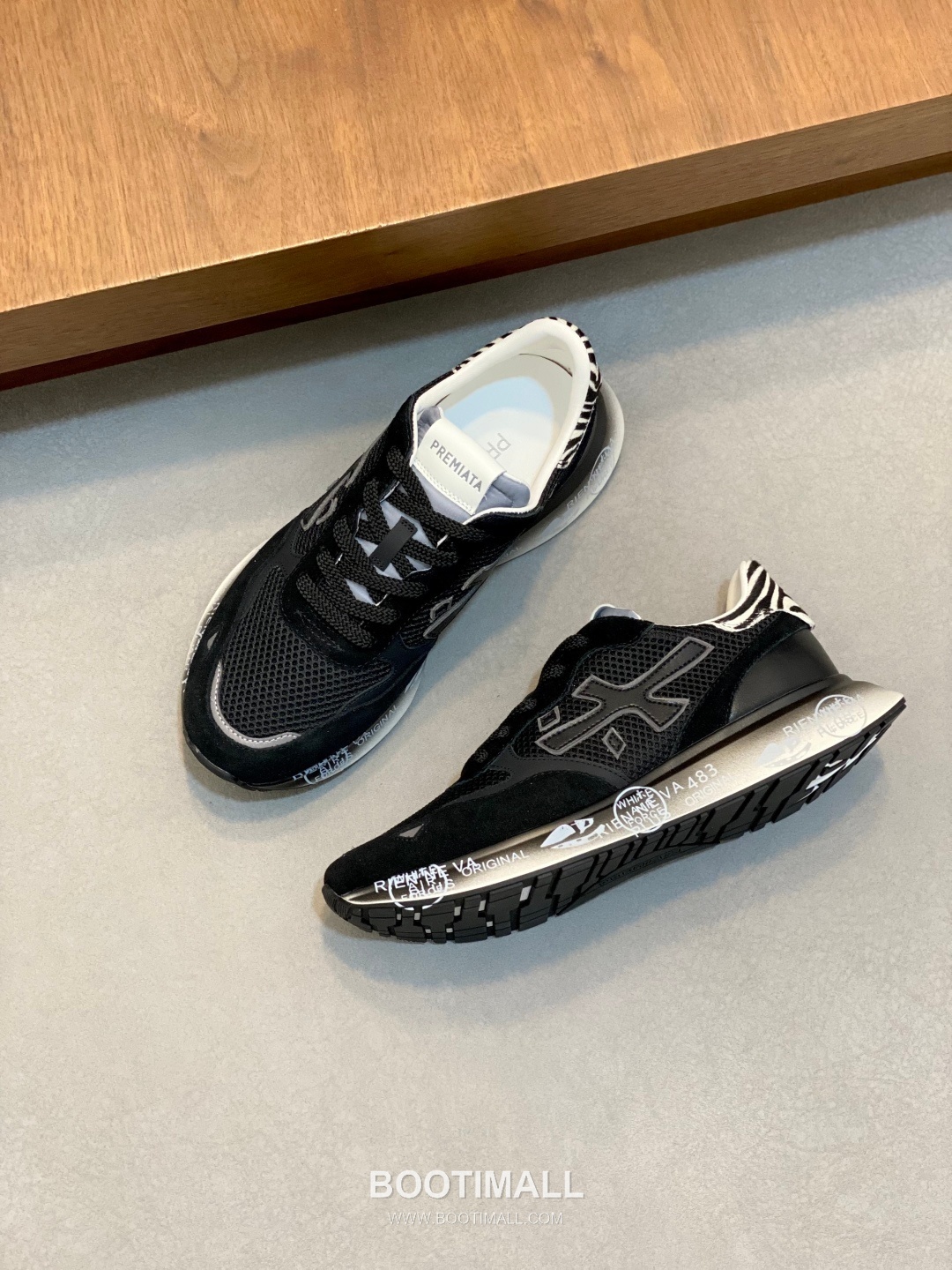 Premiata Suede Calfskin Waterproof Fabric Low Sneakers with Logo Stitch Detail Rubber Sole 프리미아타 스웨이드 카프스킨 방수 패브릭 로우 스니커즈 로고 스티치 디테일 러버솔 7F03038 3cm 5