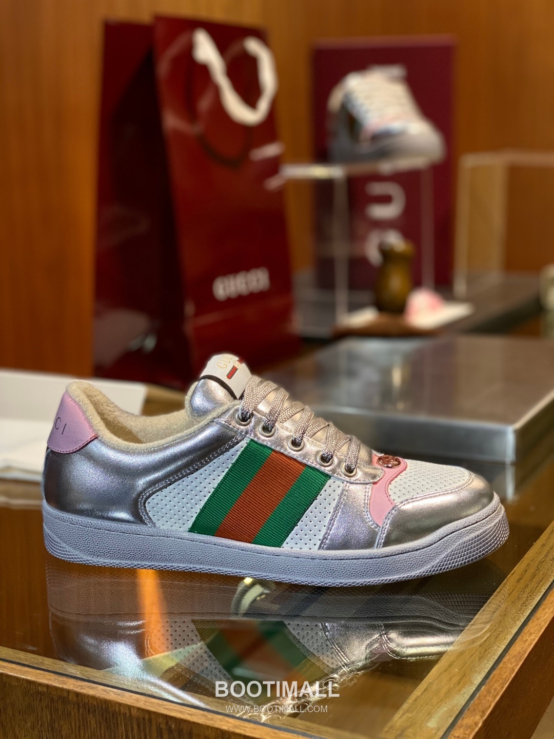 Gucci Screener Distressed Sheepskin Leather Low Sneakers with Vintage Effect Rubber Sole 구찌 스크리너 디스트레스드 쉽스킨 레더 로우 스니커즈 빈티지 이펙트 러버솔 3cm 2