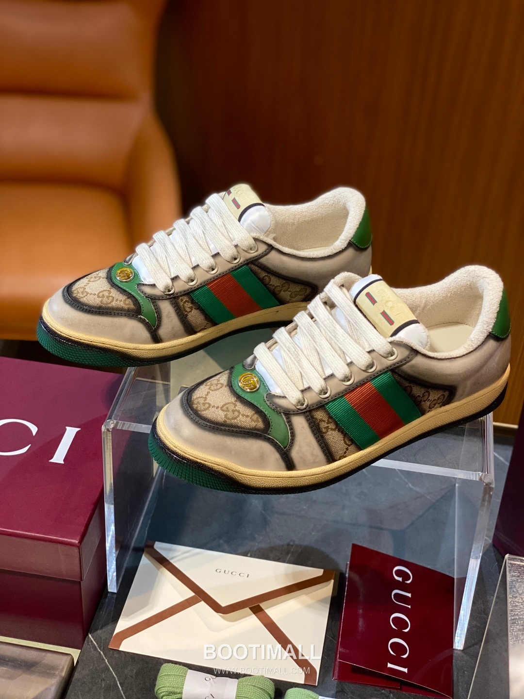 Gucci Screener Distressed Sheepskin Leather Low Sneakers with Vintage Effect Rubber Sole 구찌 스크리너 디스트레스드 쉽스킨 레더 로우 스니커즈 빈티지 이펙트 러버솔 3cm 1