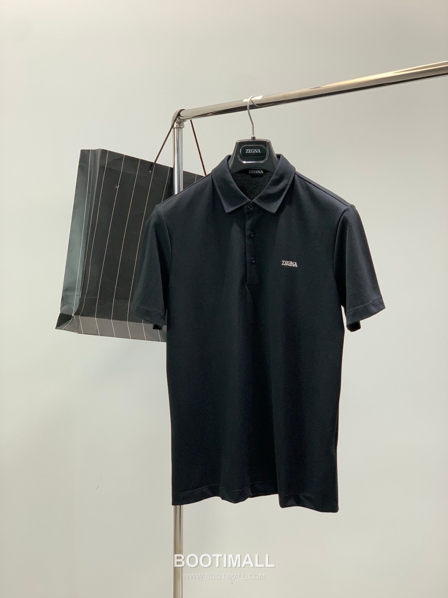 Zegna Cotton Collared Short Sleeve Polo Shirt with Minimal Design 제냐 코튼 카라 반팔 폴로 셔츠 미니멀 디자인 1