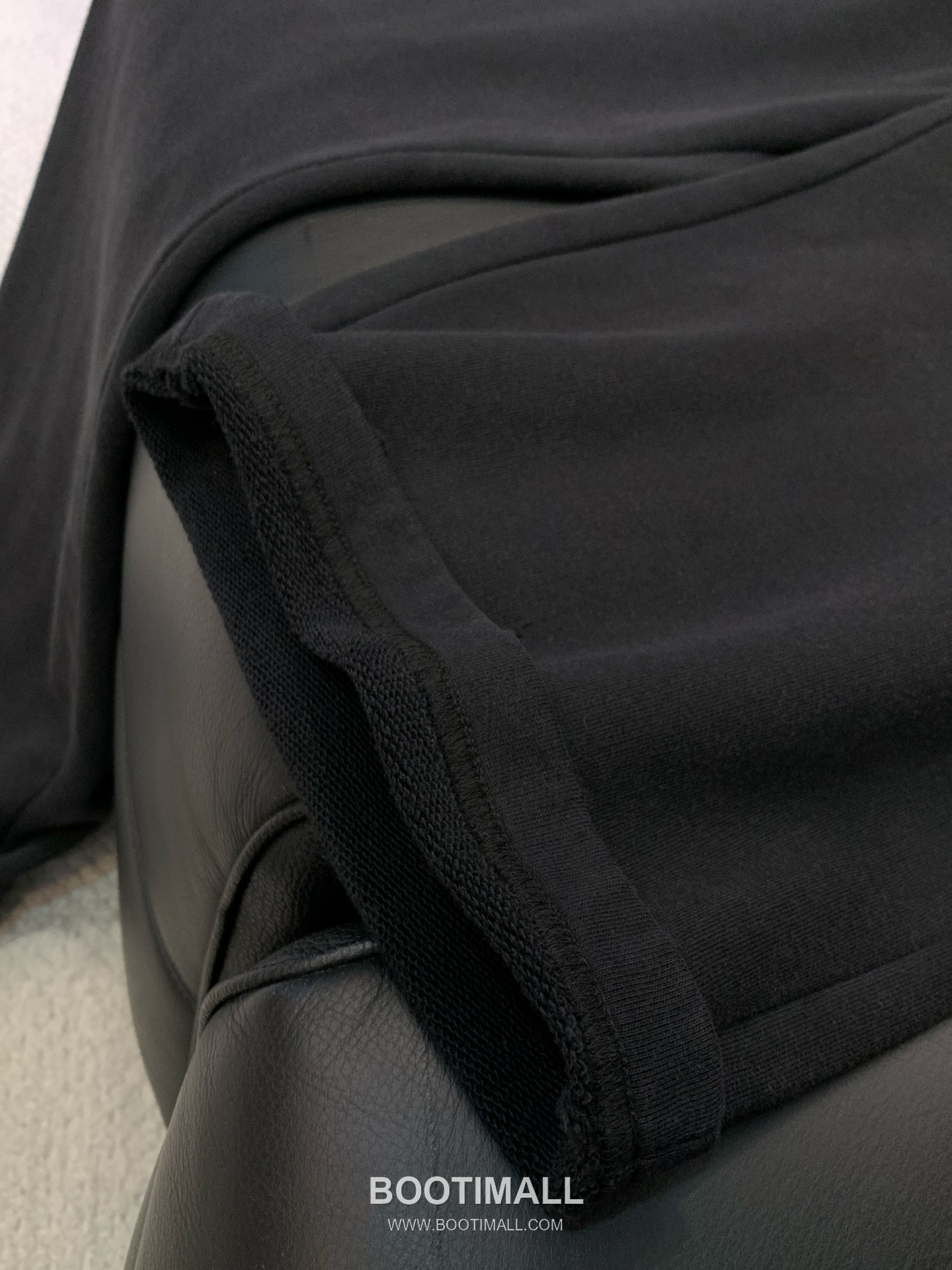 Balenciaga SS26 Cotton Blend Elastic Waist Pants with Logo Print 발렌시아가 SS26 코튼 혼방 밴딩 팬츠 로고 프린트 10