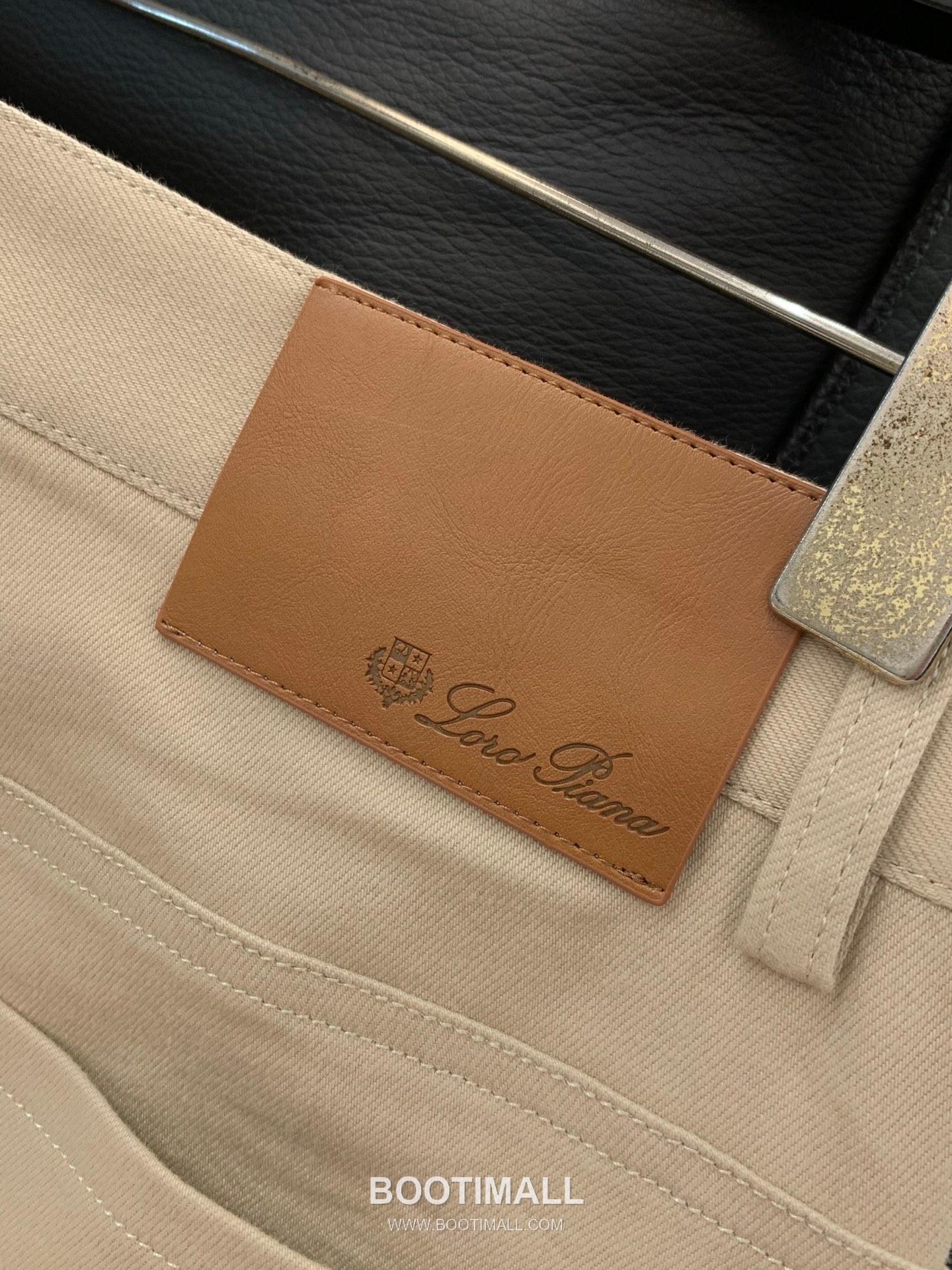 Loro Piana SS26 Cotton Blend Casual Pants with Logo Print 로로피아나 SS26 코튼 혼방 캐주얼 팬츠 로고 프린트 8