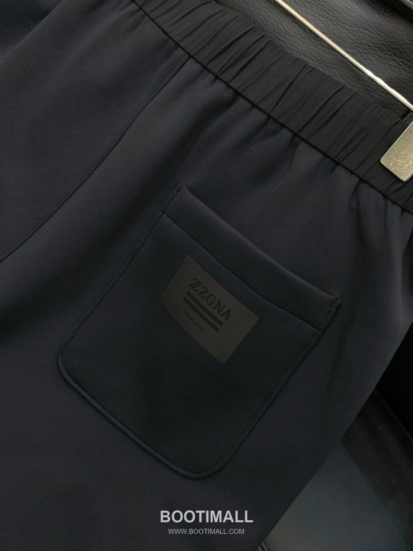 Zegna SS26 Cotton Blend Zip Jacket and Pants Set with Logo Print 제냐 SS26 코튼 혼방 집 재킷 팬츠 세트 로고 프린트 15