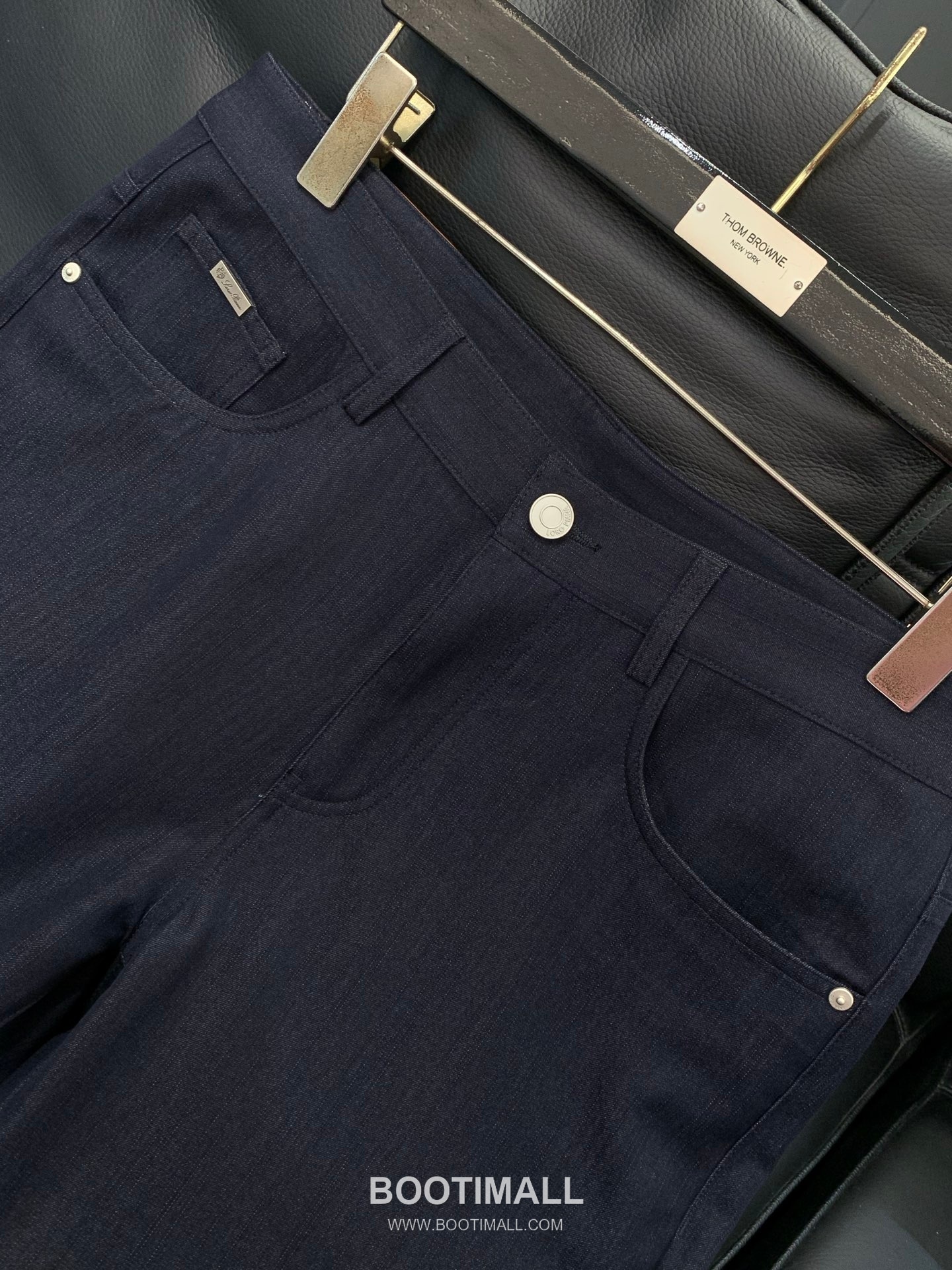 Loro Piana SS26 Cotton Blend Casual Pants with Logo Print 로로피아나 SS26 코튼 혼방 캐주얼 팬츠 로고 프린트 3