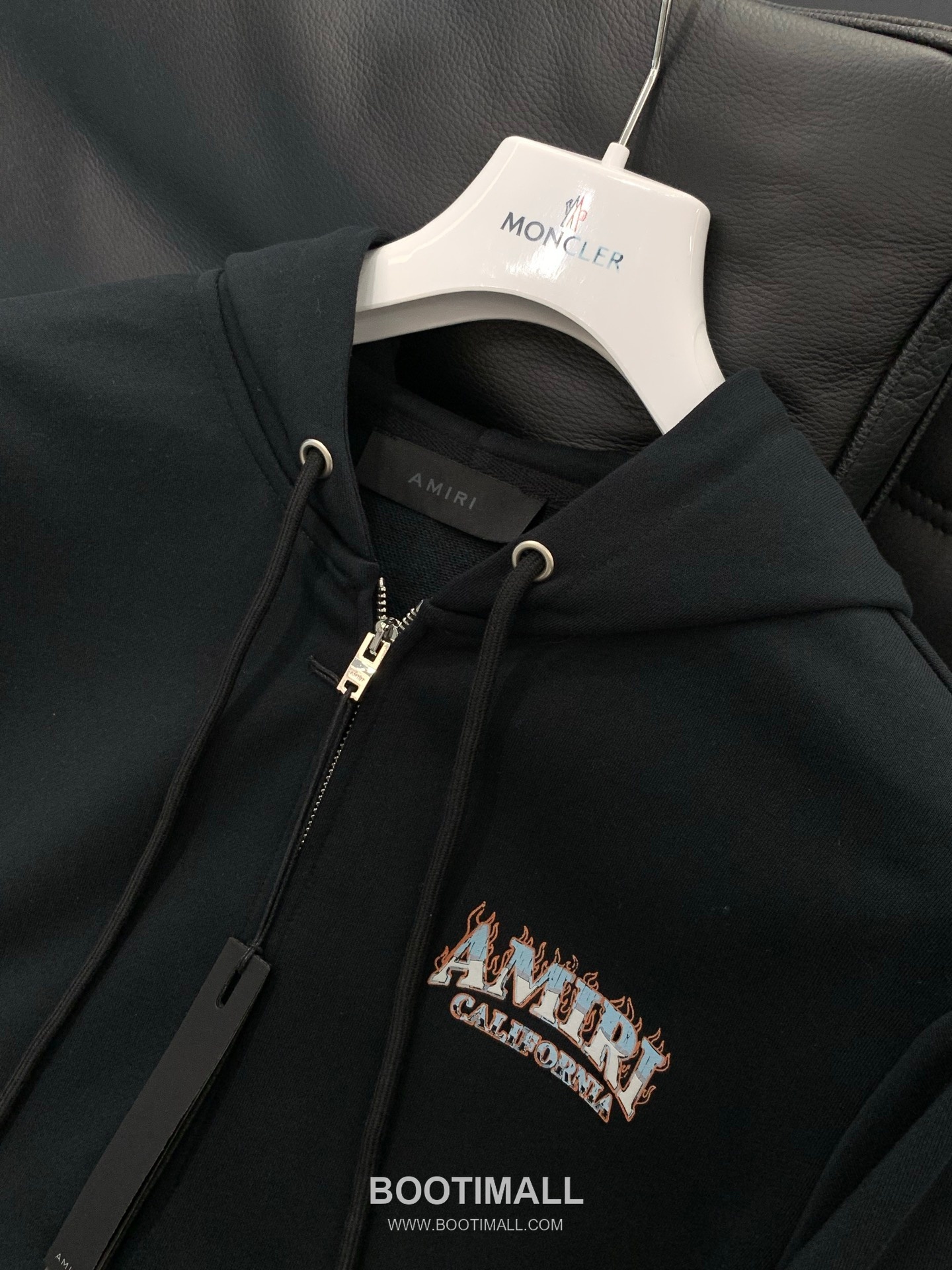 Amiri SS26 Cotton Blend Hooded Zip Jacket with Logo Print 아미리 SS26 코튼 혼방 후드 집 재킷 로고 프린트 4