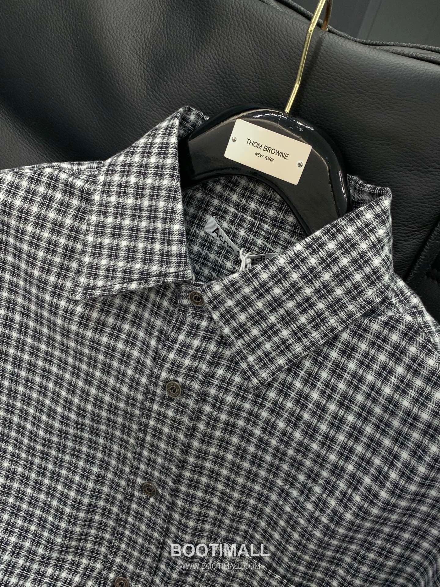 Acne Studios SS26 Cotton Long Sleeve Shirt with Embroidered Logo 아크네스튜디오 SS26 코튼 롱슬리브 셔츠 자수 로고 4