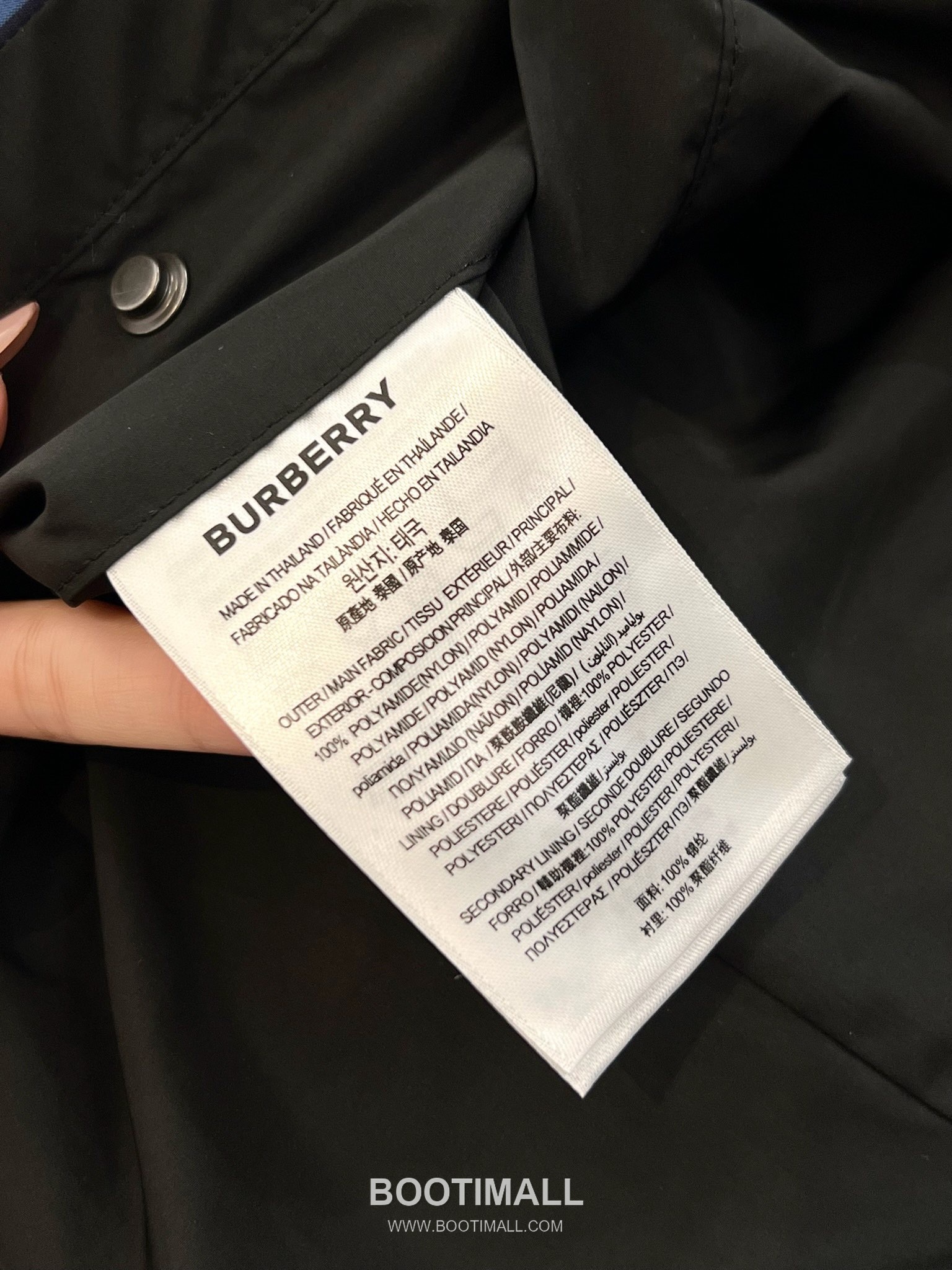 Balenciaga Cotton Crewneck Short Sleeve T-Shirt with Minimal Design 발렌시아가 코튼 크루넥 반팔 티셔츠 미니멀 디자인 21